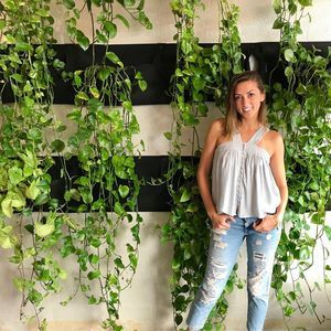 Meet your Posher, Elizabeth