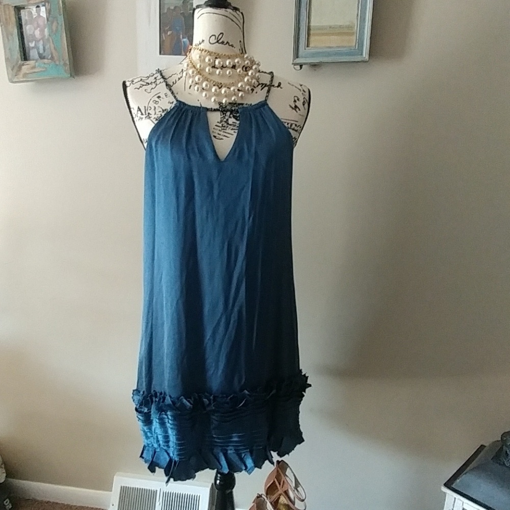 BCBG Maxazria Beautiful blue dress