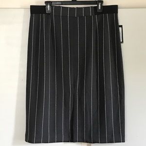 Worthington pencil skirt