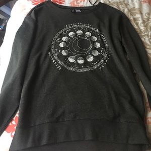 A sweatshirt