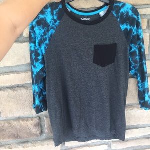 Carbon (Rue 21) lightning baseball tee.