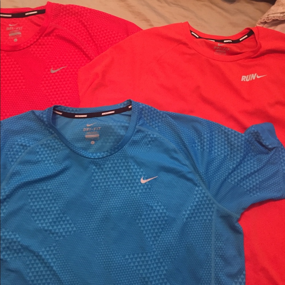Nike shirts in large