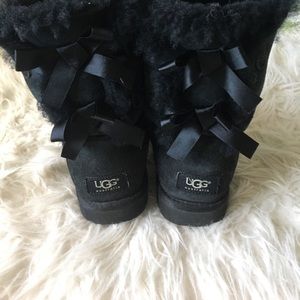 Black Uggs with Bows