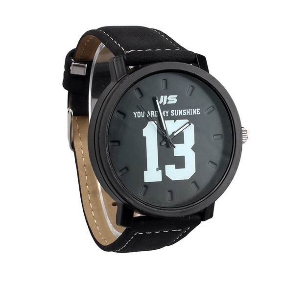 NEW QUIKSILVER SUNGLASSES AND WATCH BUNDLE - Picture 3 of 4