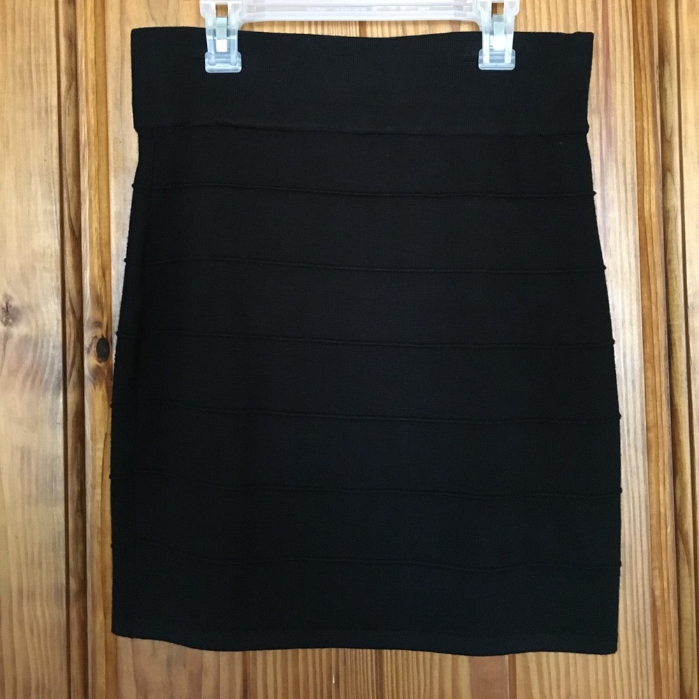 Black sweater pencil skirt