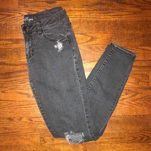 AEO Distressed skinny jeans