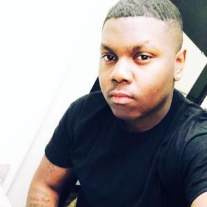 Meet your Posher, Elijah