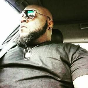 Meet your Posher, E mossi