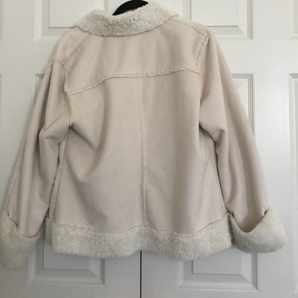 Jacket - Picture 3 of 3