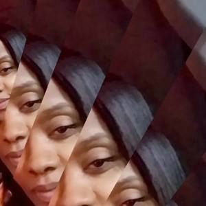 Meet your Posher, Latoya