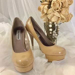 Steve Madden platform high heel size 6M