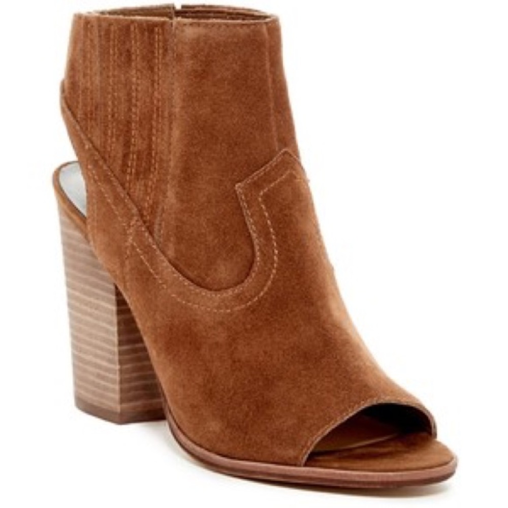 Dolce Vita Panya Cutout Bootie