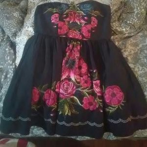 Super Cute F21 Strapless Floral Dress