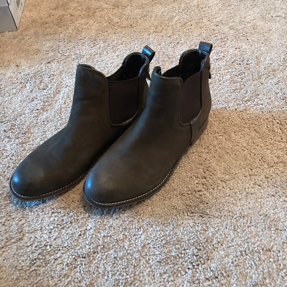 Steve Madden booties