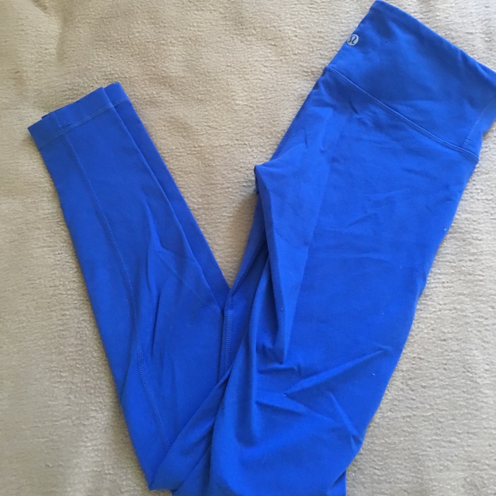 GORGEOUS Blue Full Length Lulu Leggings Size 4!!