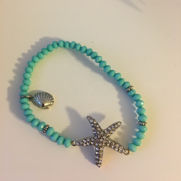 Stretchy turquoise starfish bracelet! - Picture 1 of 3