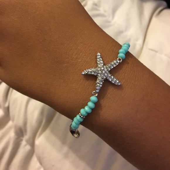 Stretchy turquoise starfish bracelet! - Picture 2 of 3