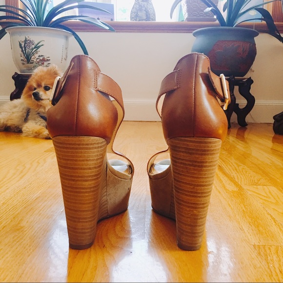 Jessica Simpson Brown Wedges - Picture 3 of 8