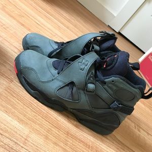 Air Jordan 8's