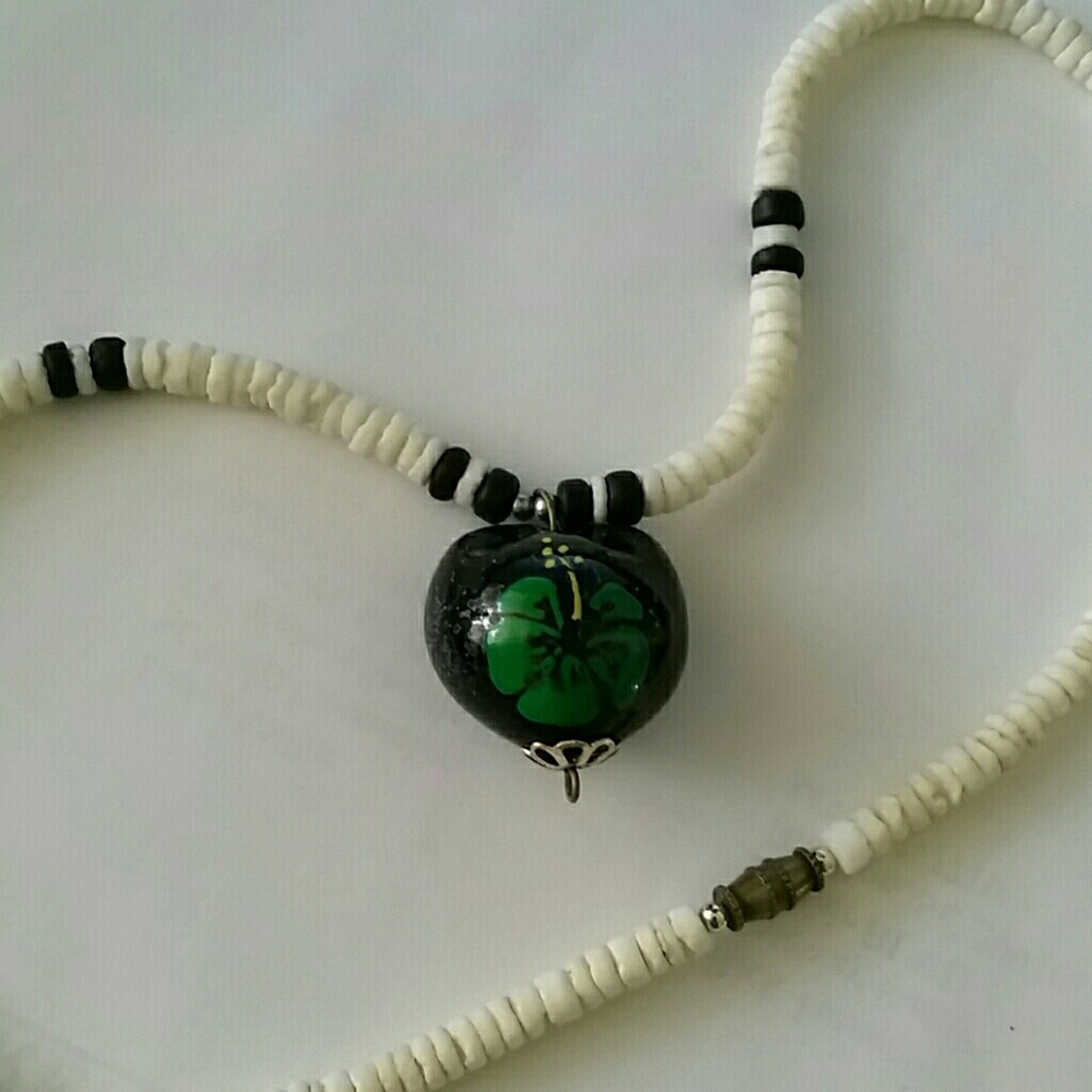 Kukui nut/ Puka shell necklace