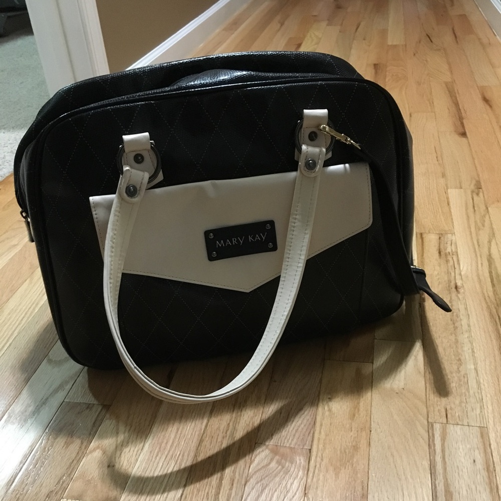 Mary Kay consultant bag