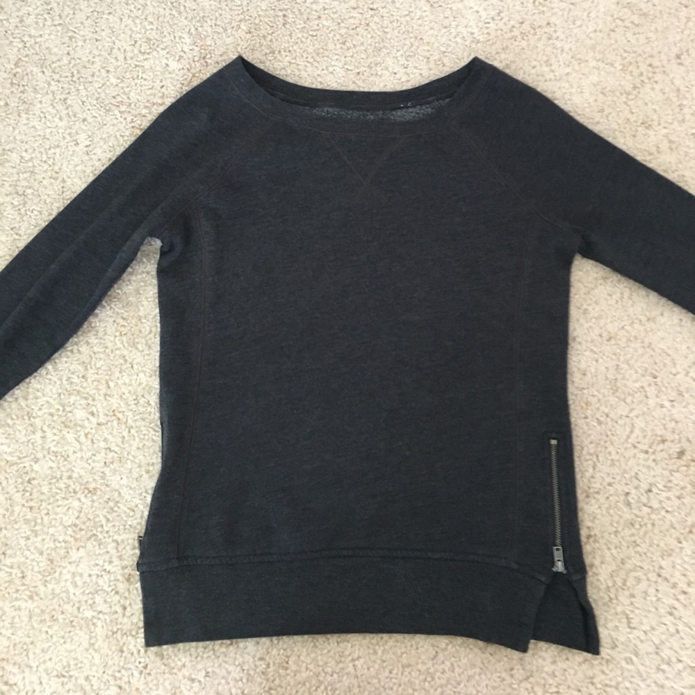 Grey sweater with zipper detail