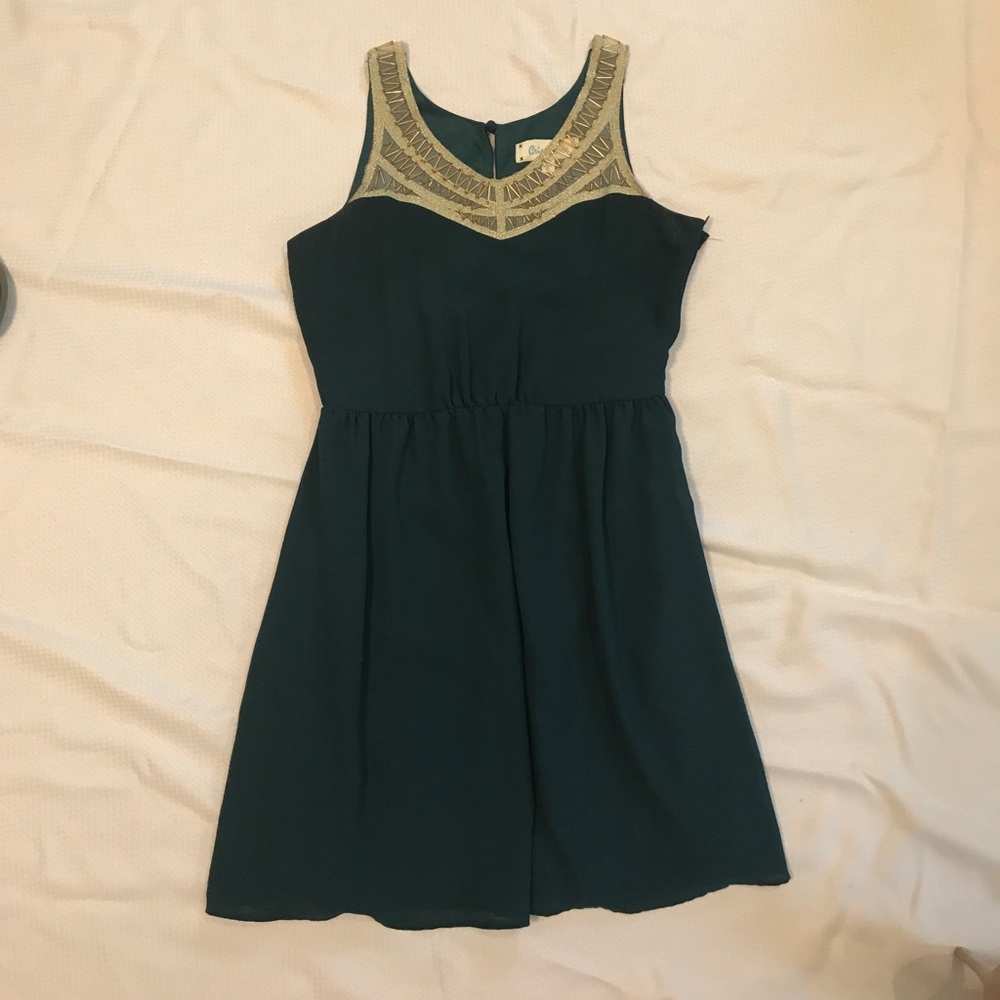 Criss cross dress