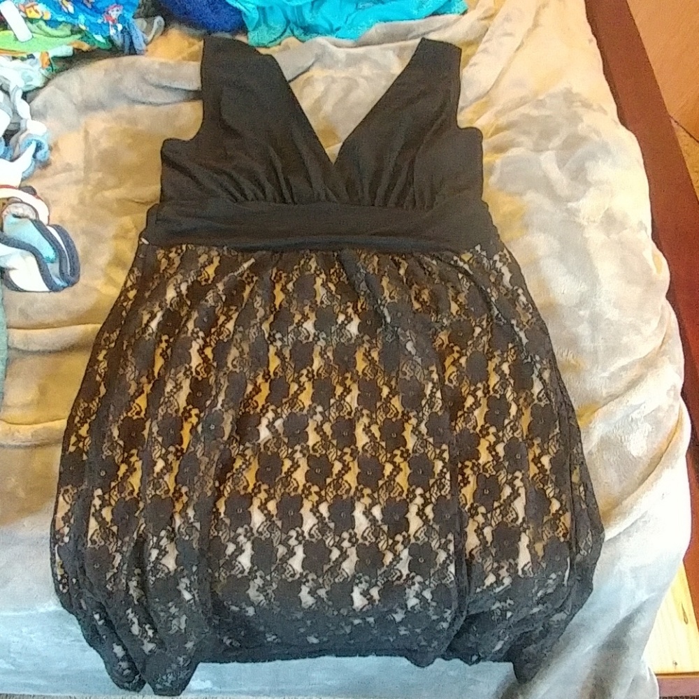 Star vixen dress size med