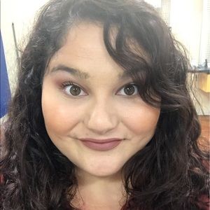 Meet your Posher, Darcy