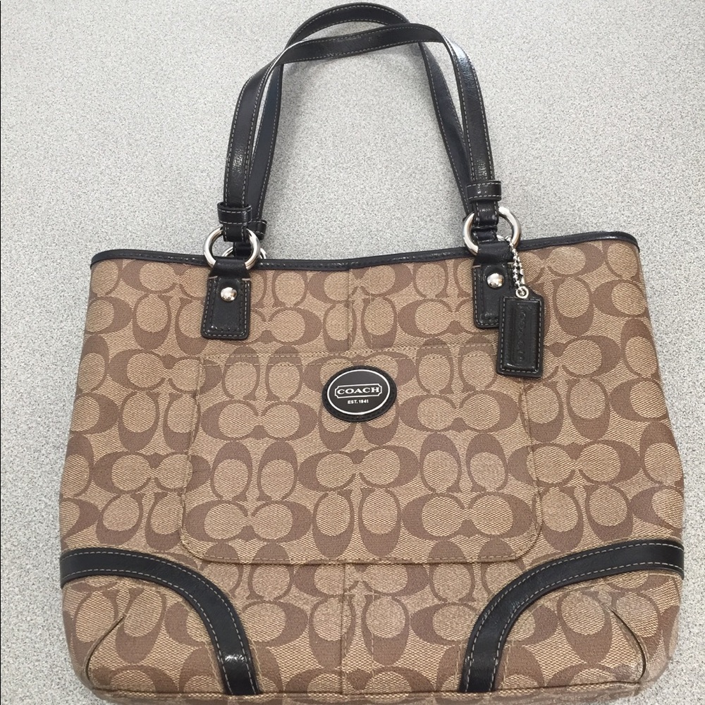 Gently used Coach Handbag