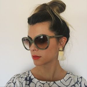 Chloe Matte Green Oversized Sunglasses