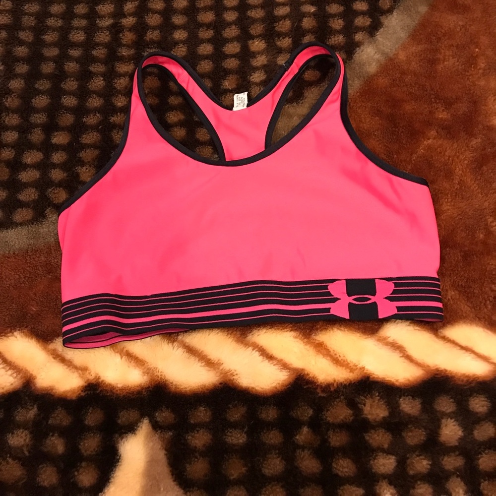 UA sports bra size L