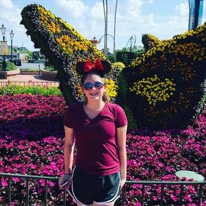 Meet your Posher, Hannah