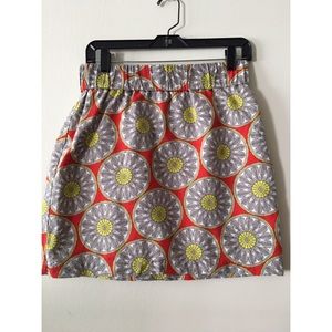 BANANA REPUBLIC flower/medallion skirt