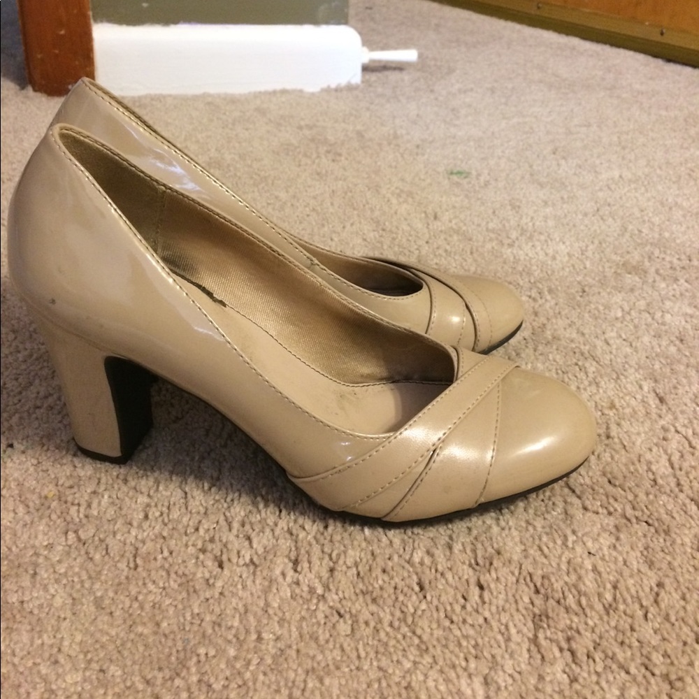 Tan Heels