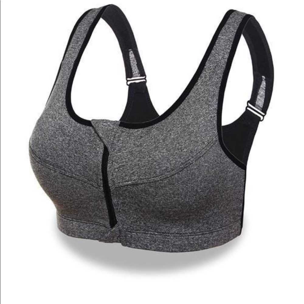 MAKE AN OFFER / Game Changer Adjustable Sport Bra