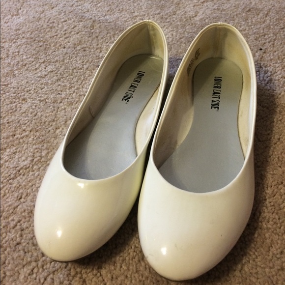 White Flats - Picture 2 of 2