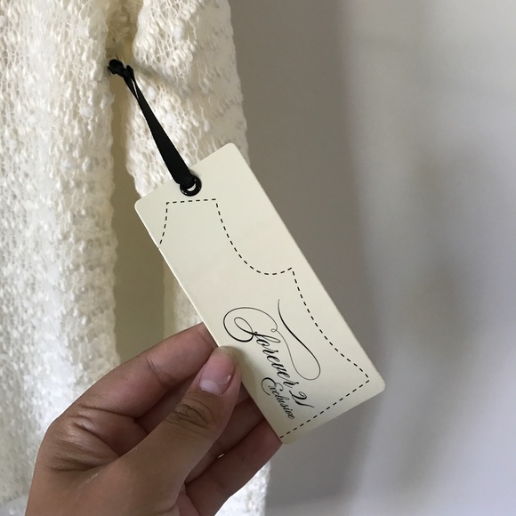 NWT Forever 21 Cream Lace Sweater - Picture 4 of 5