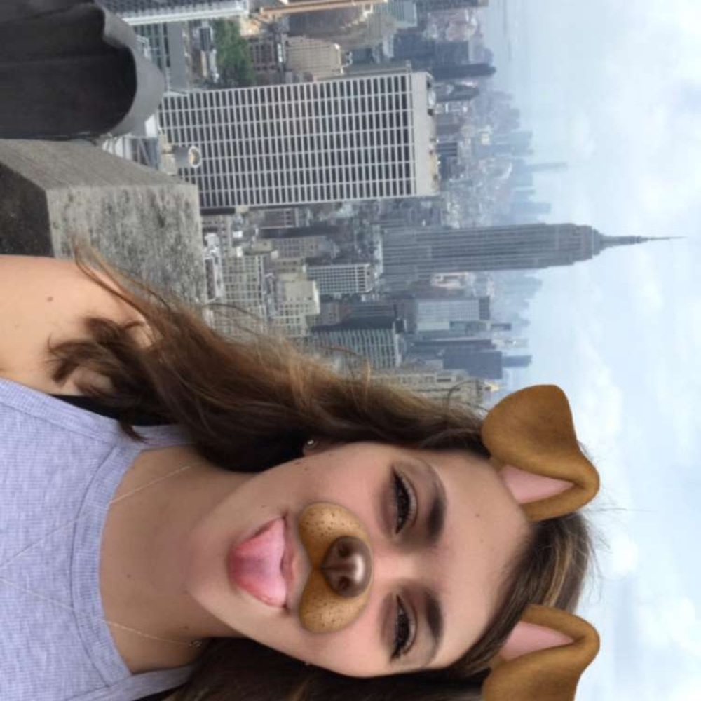 Meet your Posher, Lauren