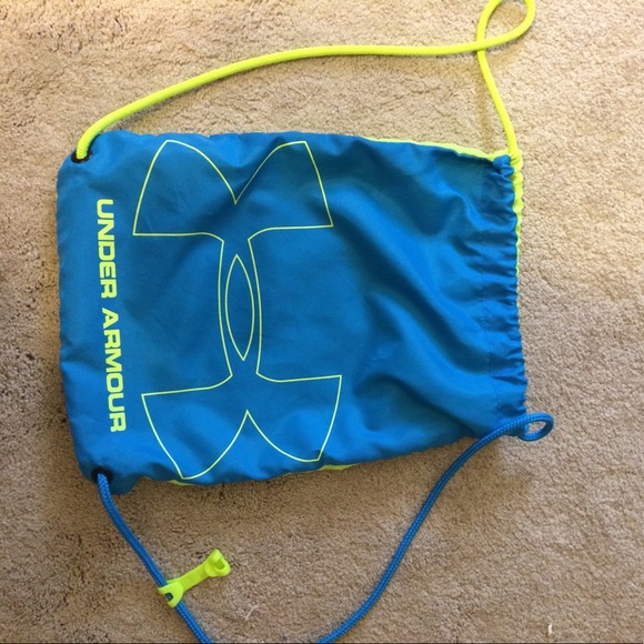Under Armour Draw String Backpack - Picture 2 of 2