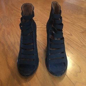 Black Heeled Bootie Size 9