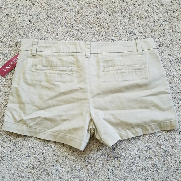 Merona khaki shorts - Picture 2 of 4