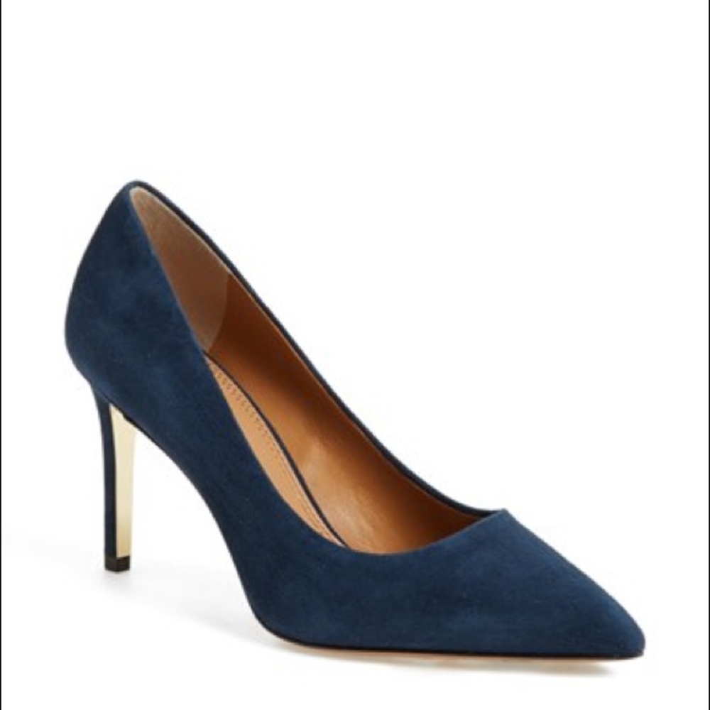 TORY BURCH SIZE 7 SUEDE PUMPS IN NAVY: WORN TWICE