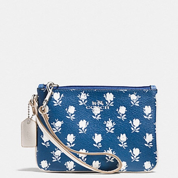 Coach Handbags - NWT Coach wristlet!!