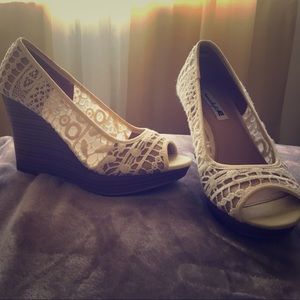 American Eagle Brand Wedges