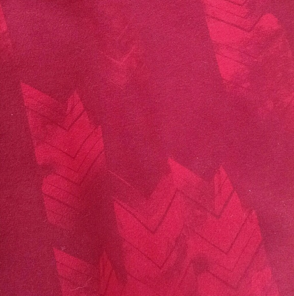 Mudd Dark Red Chevron Pattern Jeggings - Picture 5 of 5