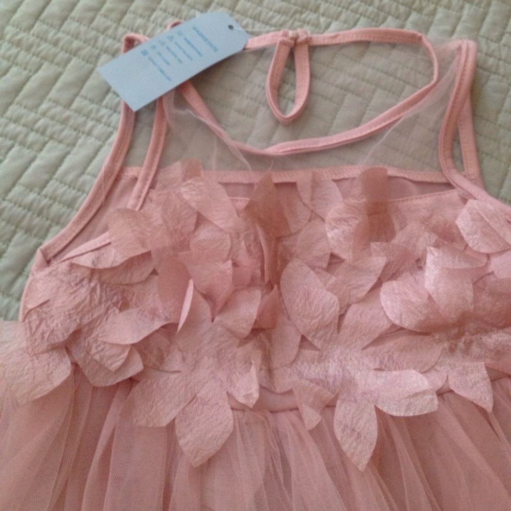 LAST 1! LITTLE DIVA ALERT! Unique Petal tier dress - Picture 4 of 7