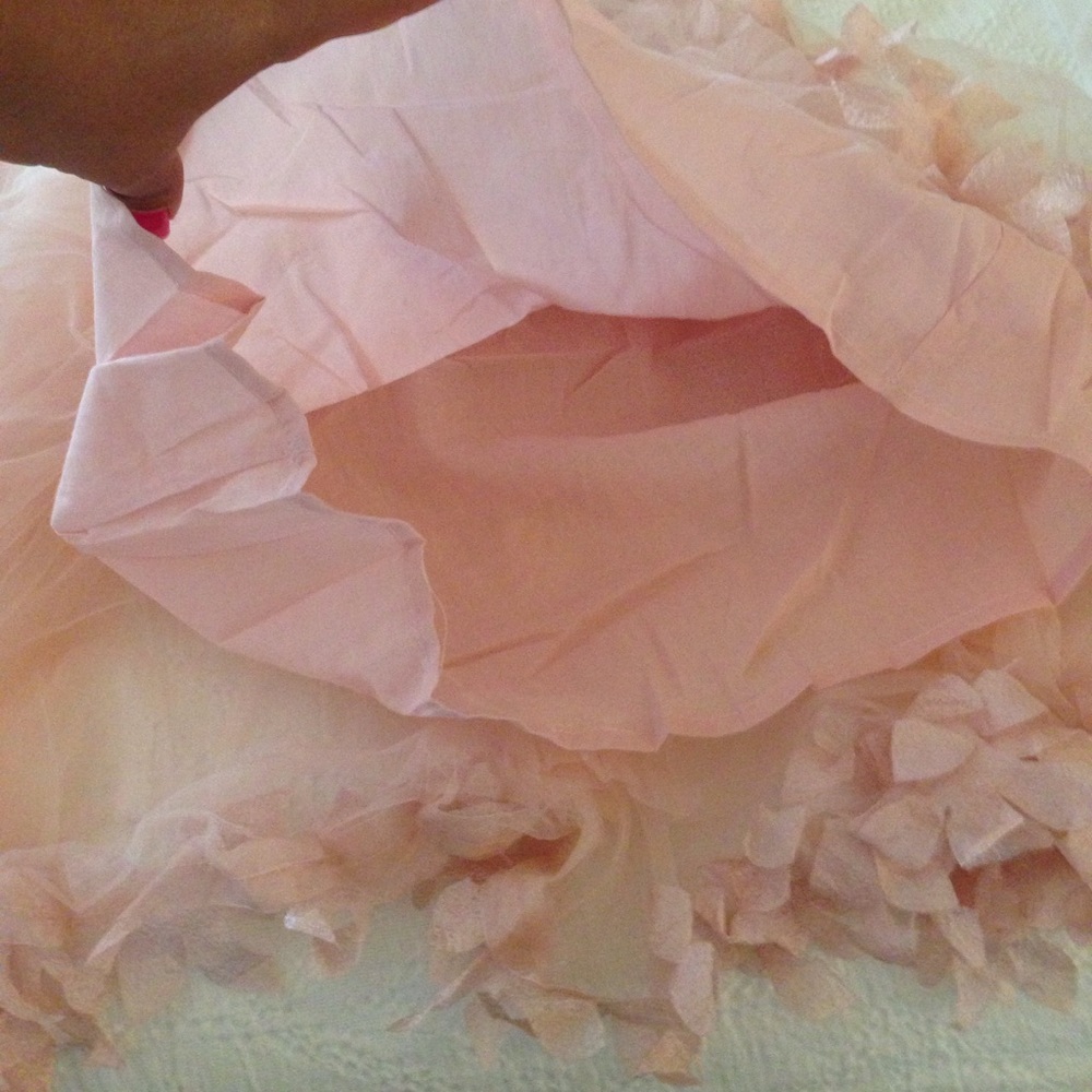 LAST 1! LITTLE DIVA ALERT! Unique Petal tier dress - Picture 6 of 7