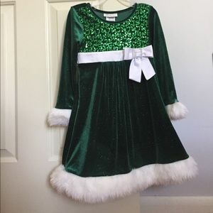 Green Christmas dress