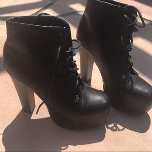 Black booties size 5.5